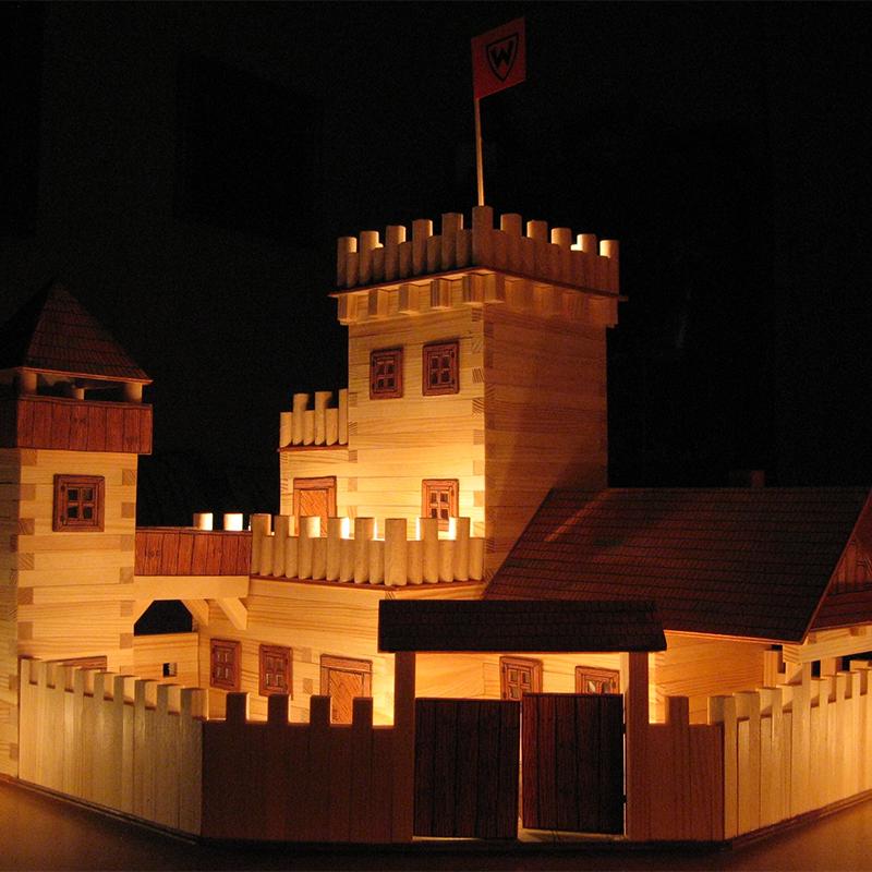 Set constructie arhitectura Castel, 607 piese din lemn, Walachia - Manute Creative