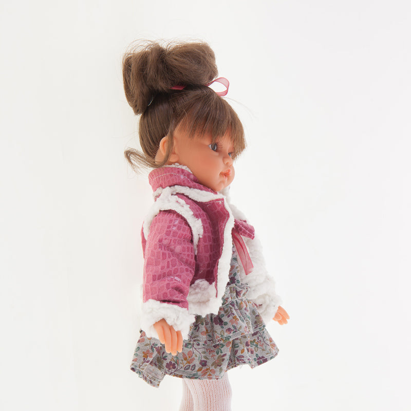 Papusa fetita Emily cu coc si jacheta, 33 cm, Antonio Juan