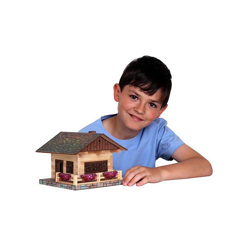 Set constructie arhitectura Cabanuta alpina, 102 piese din lemn, Walachia - Manute Creative