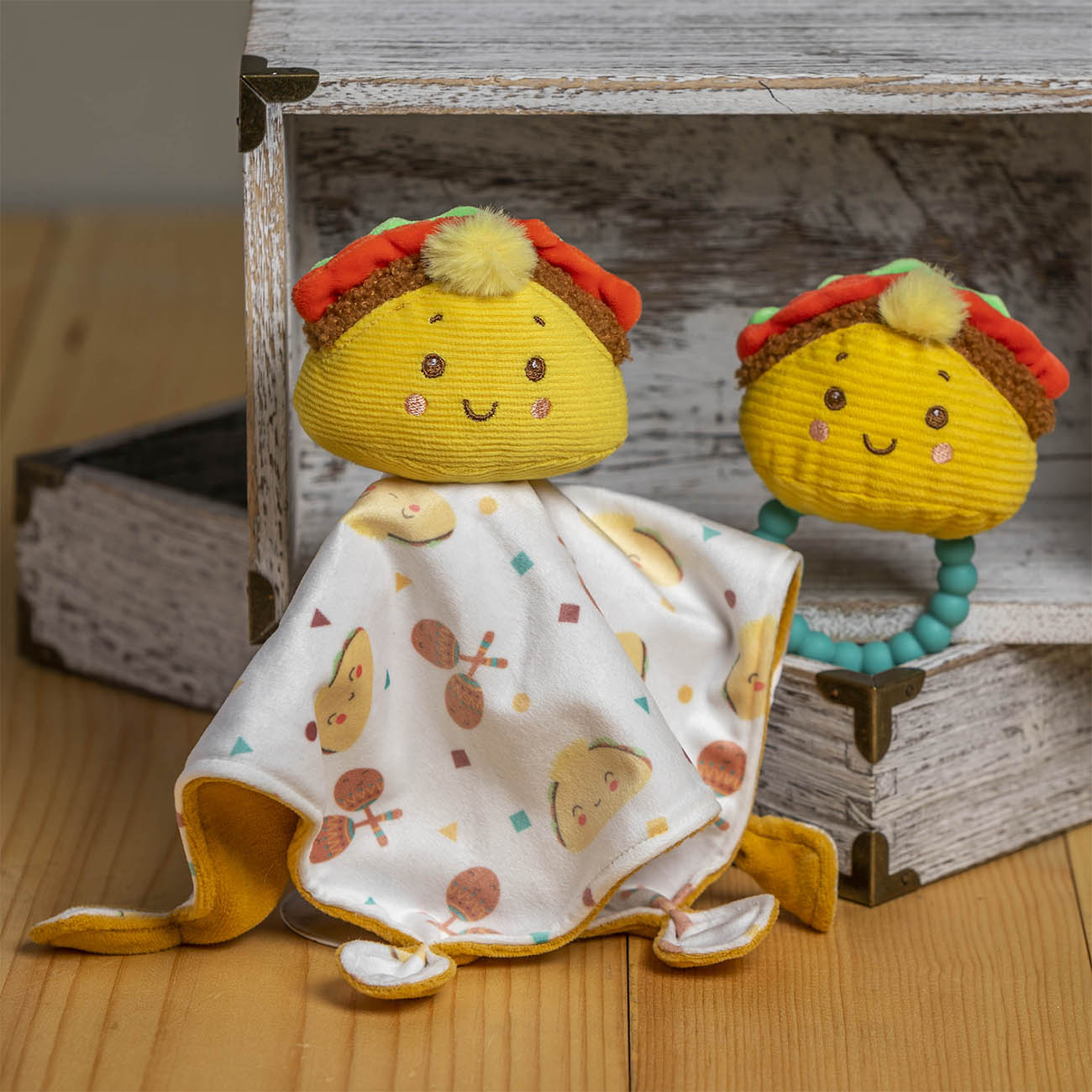 Jucarie plus doudou, Taco Soothie, 25x25 cm, +0 luni,  Mary Meyer
