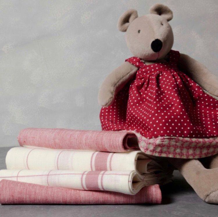 Jucarie plus bebe soricica Nini medie, 0 ani+, Moulin Roty - Manute Creative