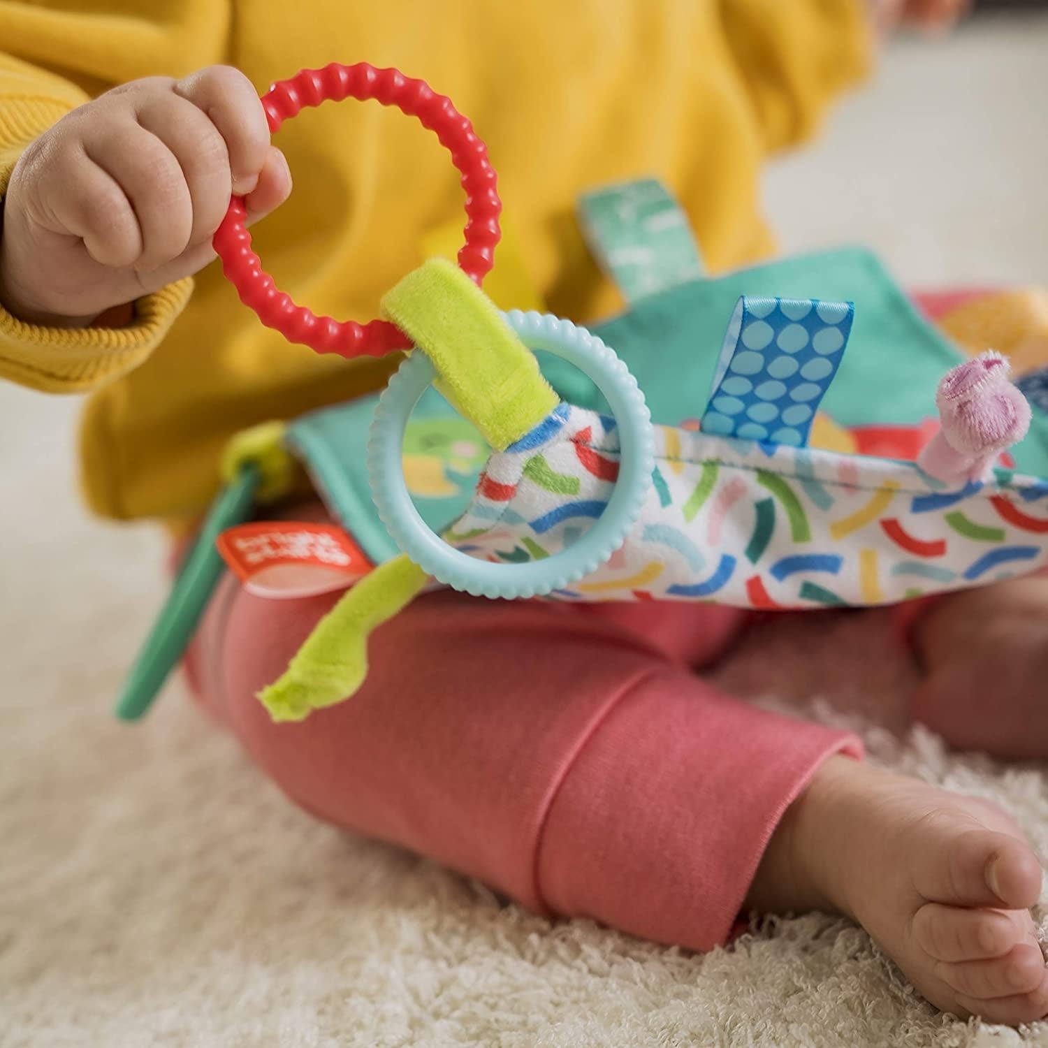Jucarie Mini Paturica cu Animalute Vesele, Bright Starts