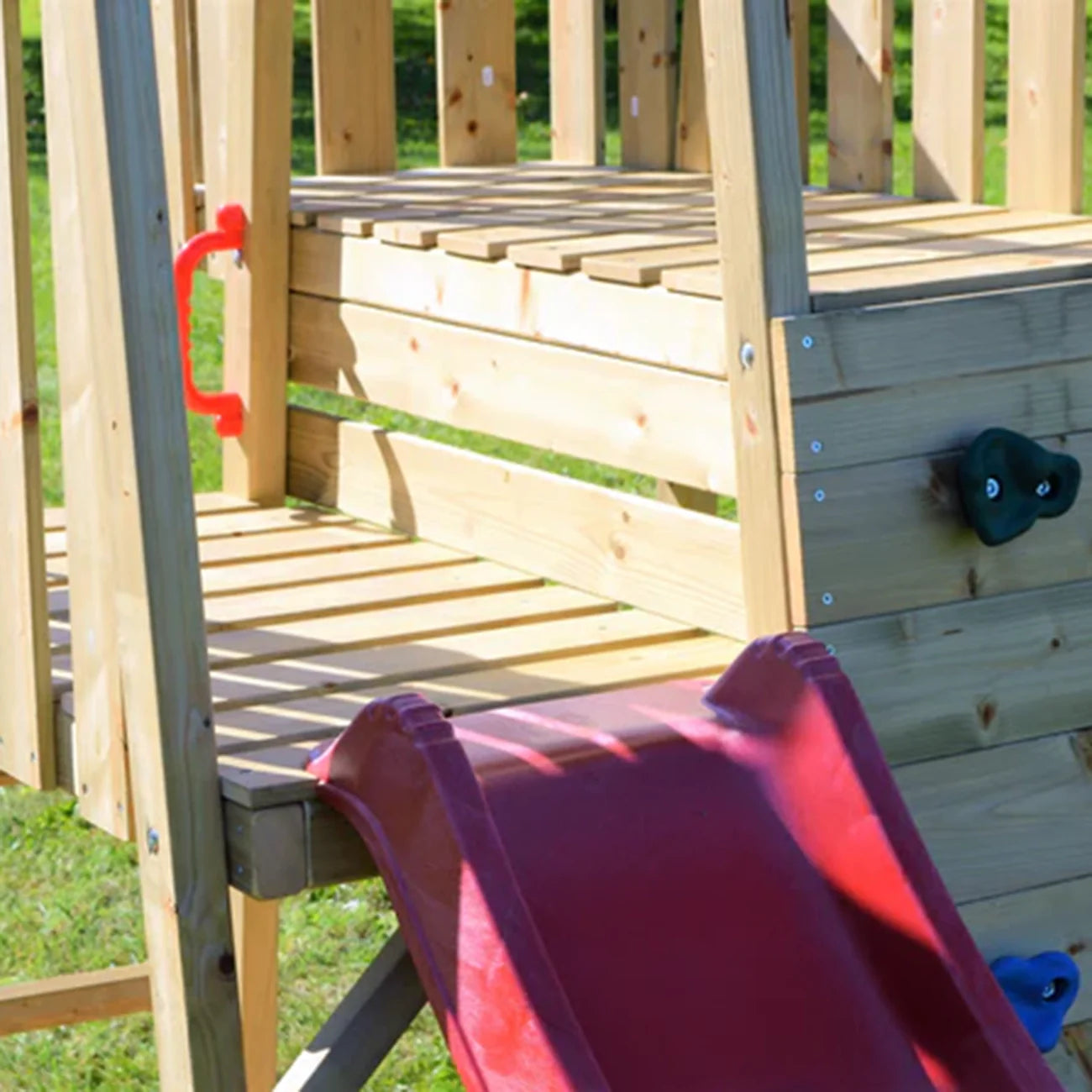 Turn de joaca cu 2 platforme, panou de catarare, tobogan, 2 leagane, masuta de picnic cu bancute si lada de nisip, +3ani, Wendi Toys