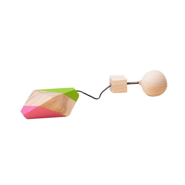 Jucarie din lemn corp geometric octaedru neregulat, colorat, pentru carusel / centru de activitati, Mobbli - Manute Creative