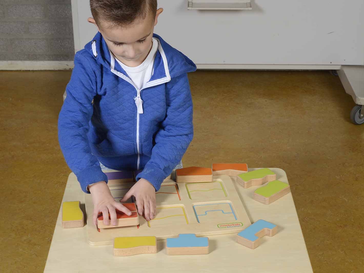 Puzzle sortator forme si culori, din lemn, +2 ani, Masterkidz