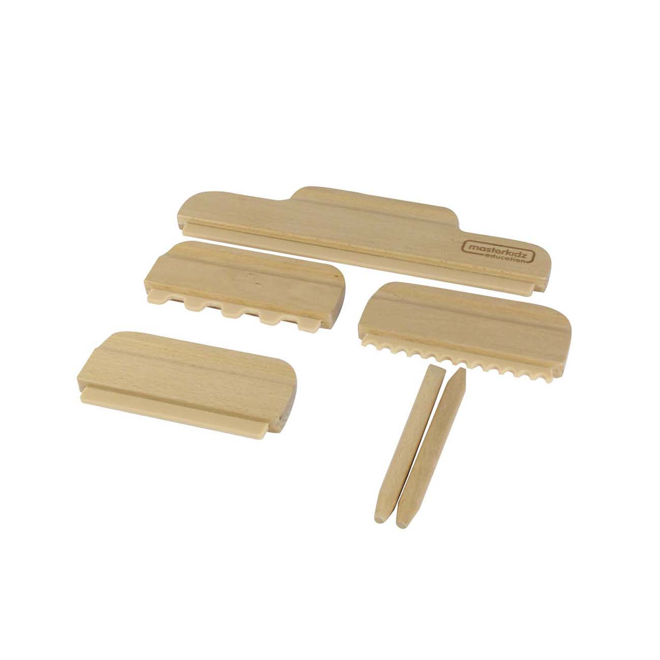Set tava si accesorii pentru joc cu nisip, din lemn, +3 ani, Masterkidz