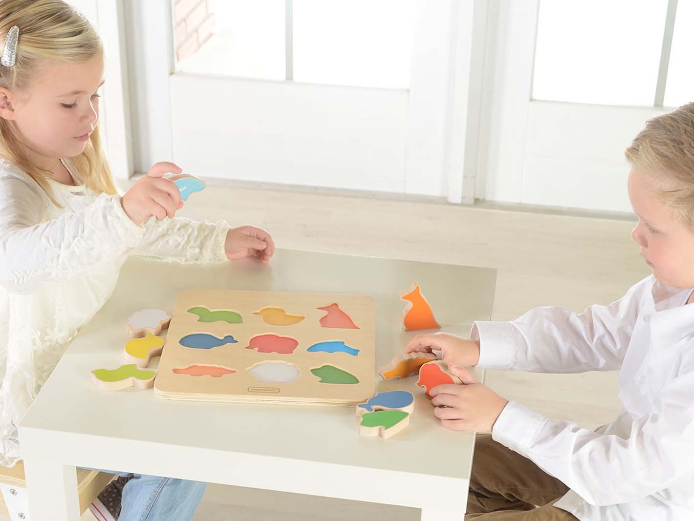 Puzzle sortator de forme (animale), din lemn, +2 ani, Masterkidz