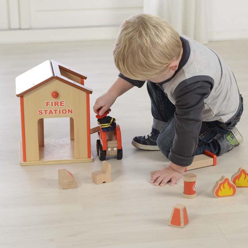Statie de pompieri de jucarie, din lemn, +3 ani, Masterkidz - Manute Creative