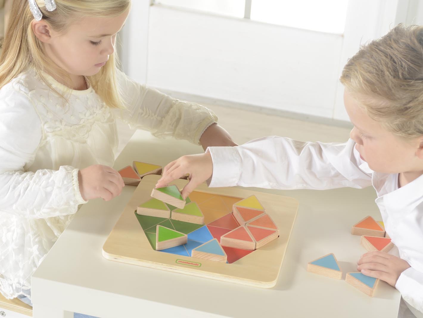 Puzzle creativ Hexagon colorat, din lemn, +3 ani, Masterkidz
