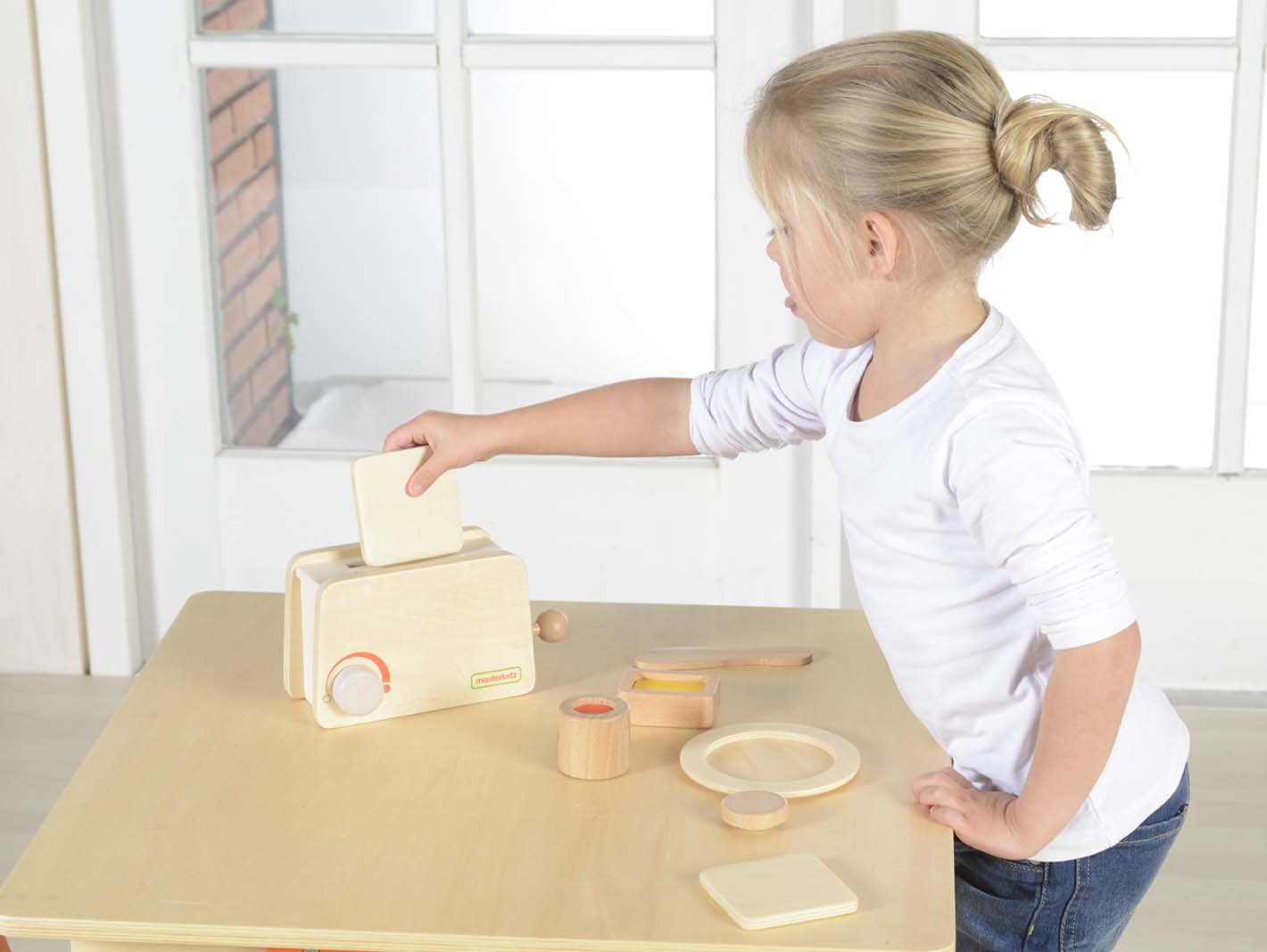 Set toaster de jucarie, din lemn, +3 ani, Masterkidz
