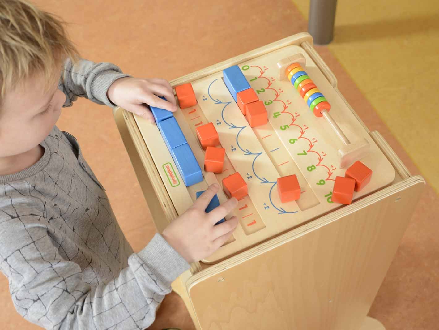 Joc de numarat Numere pare si impare, din lemn, +3 ani, Masterkidz