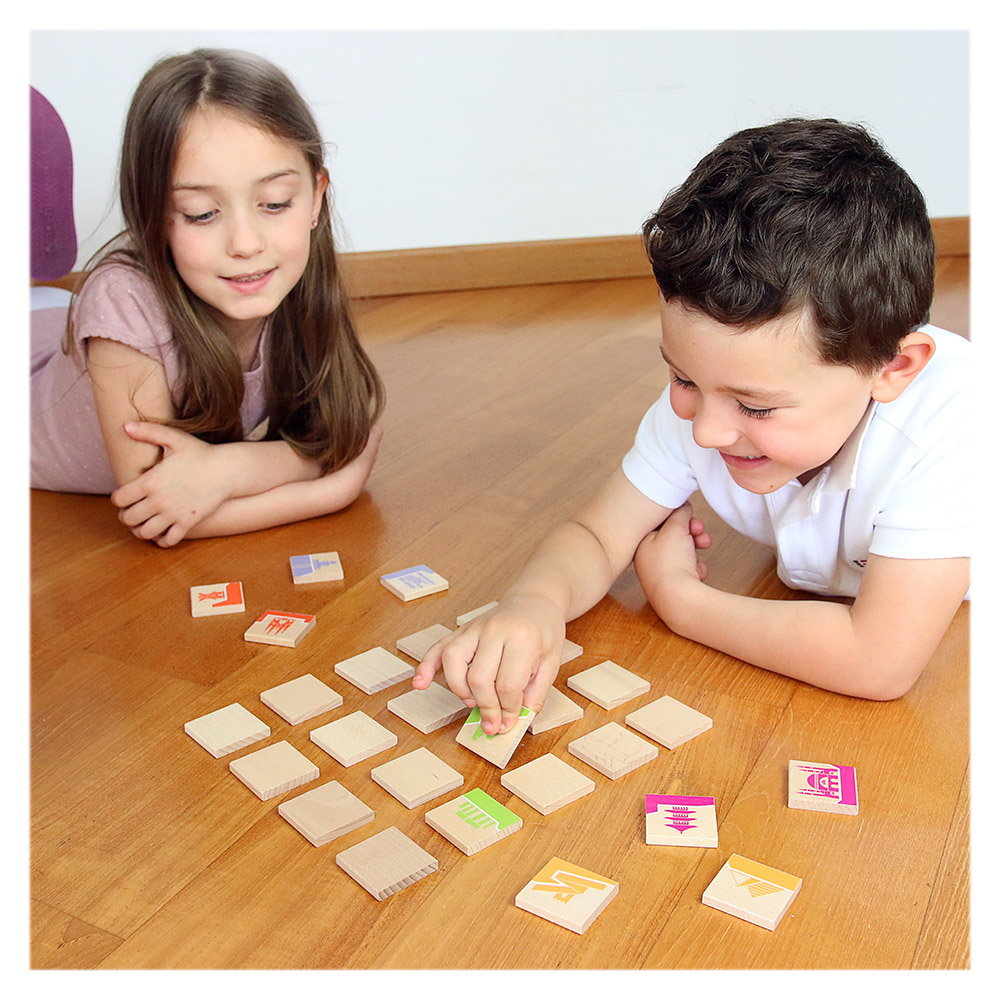 World Dominoes, joc de domino si memorie, Milaniwood