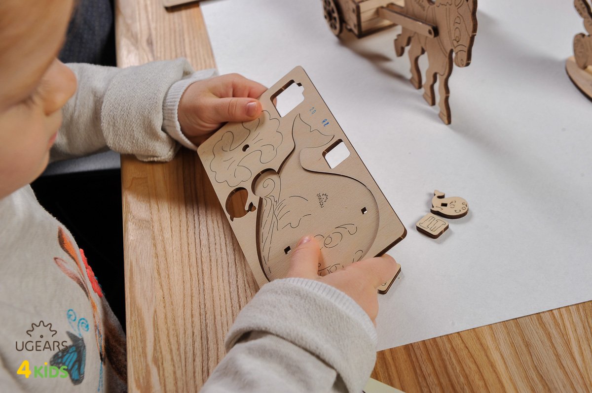 Puzzle 3D Balena, din lemn, +5 ani, uGears
