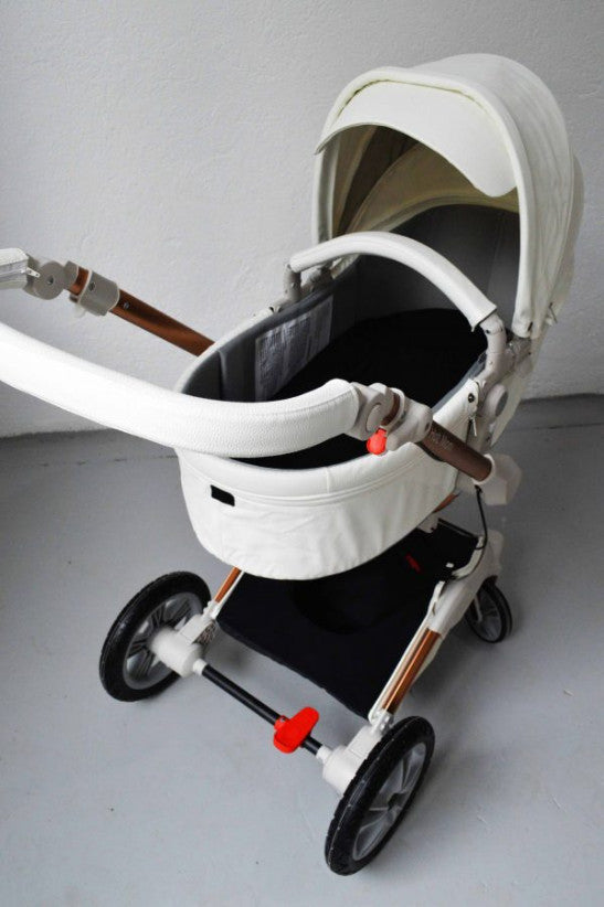Carucior Copii Hot Mom 360 Alb 3 in 1, varsta intre 0 si 3 ani, Cadru, Landou, Modul Sport, Scoica auto si Accesorii