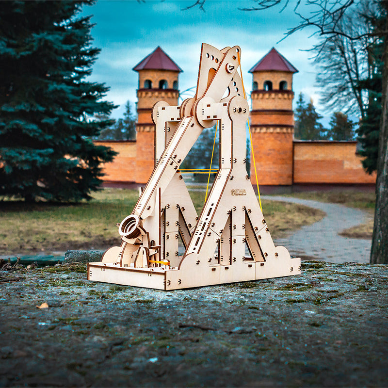 Set constructie cu mecanism Puzzle 3D TREBUCHET din lemn 94 piese @ EWA
