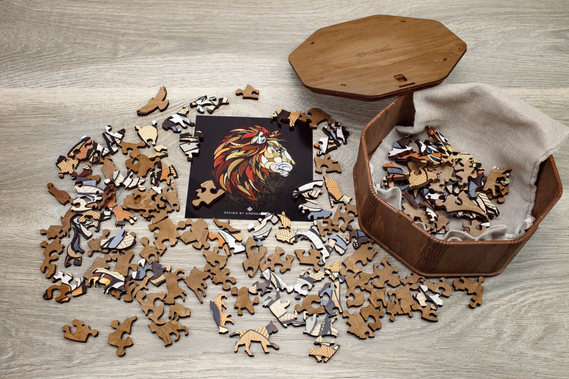 Puzzle din lemn, Lion, 100 piese @ EWA