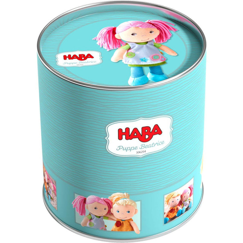 Papusa Beatrice, Haba