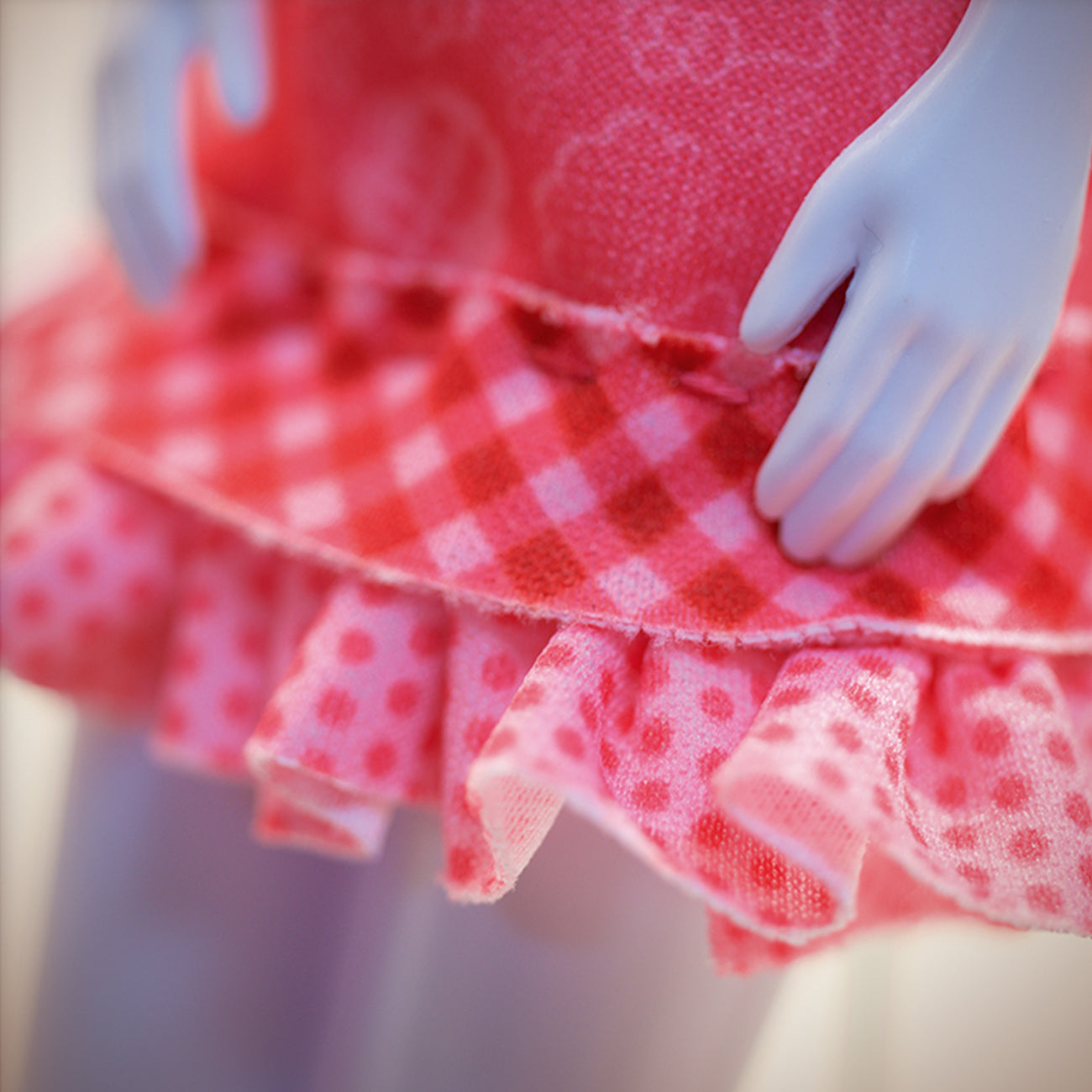 Set de materiale Hello Kitty Pink, Dress Your Doll