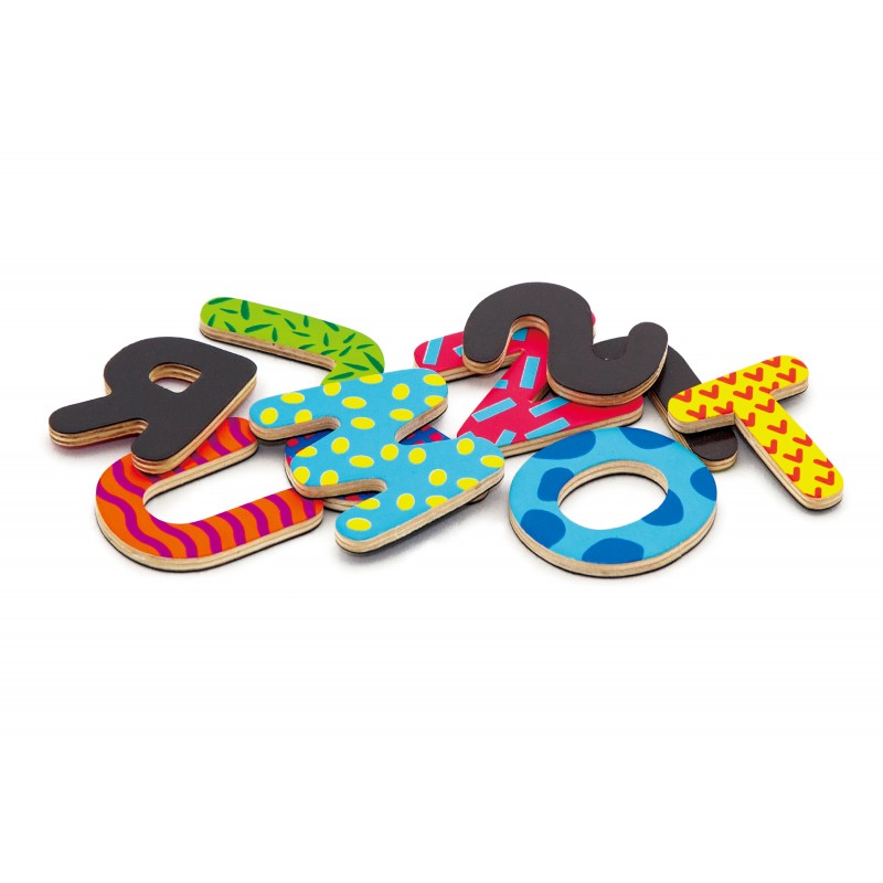 Set de litere si numere magnetice (77 piese), VIGA