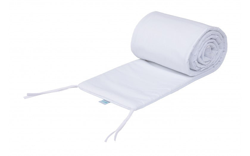 Set Lenjerie pentru Patut, Evolutiv, cu 11 piese, baldachin, suport, perne, ceasafuri, asternuturi, Alb cu Stelute, Pink 88, Waldin