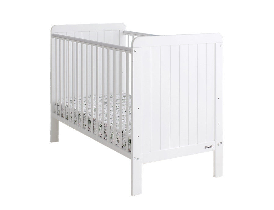 Set - Patut Bebe, 120x60 cm, din Lemn Masiv , Country Alb, Saltea copii MyKids Cocos Confort II 120x60x10 cm, Woodies Safe Dreams
