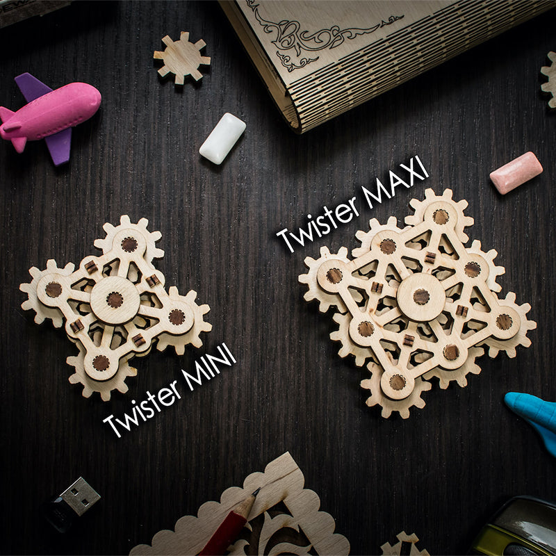 Set constructie mini cu mecanism Puzzle 3D TWISTER MINI din lemn 18 piese @ EWA
