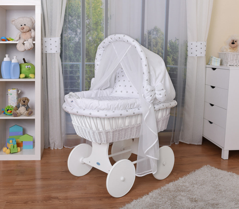 Cosulet Bebe, 105x70 cm, Moses Alb, din Rachita, Echipat Complet, White - Stars, Waldin