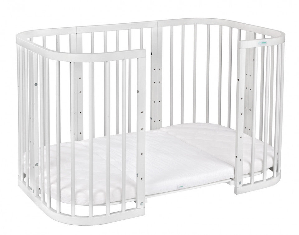 Set - Patut Bebe, Rotund Evolutiv 7in1 Alb, Dimensiune Ajustabila, Saltele Incluse, Transformabil, Lenjerie si Aparatori Forest, Waldin