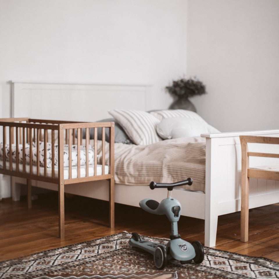 Patut Bebe Mic, 90x40 cm, din Lemn Masiv VintageDream Crib, Woodies Safe Dreams