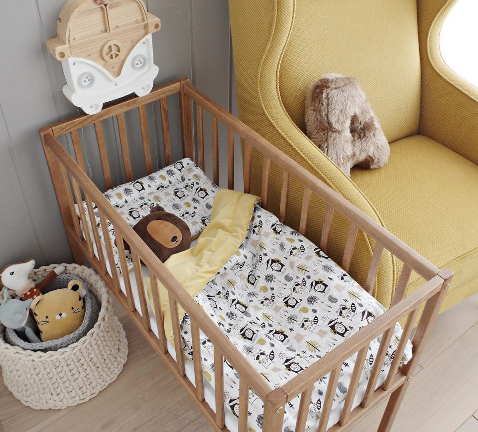 Patut Bebe Mic, 90x40 cm, din Lemn Masiv VintageDream Crib, Woodies Safe Dreams