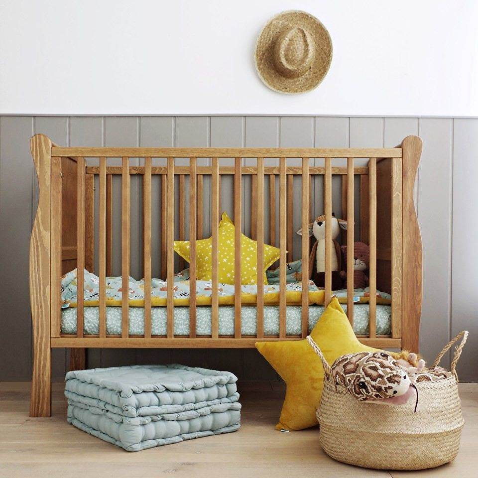Patut Bebe, 140x70 cm, din Lemn Masiv, Transformabil, Noble Vintage, Woodies Safe Dreams